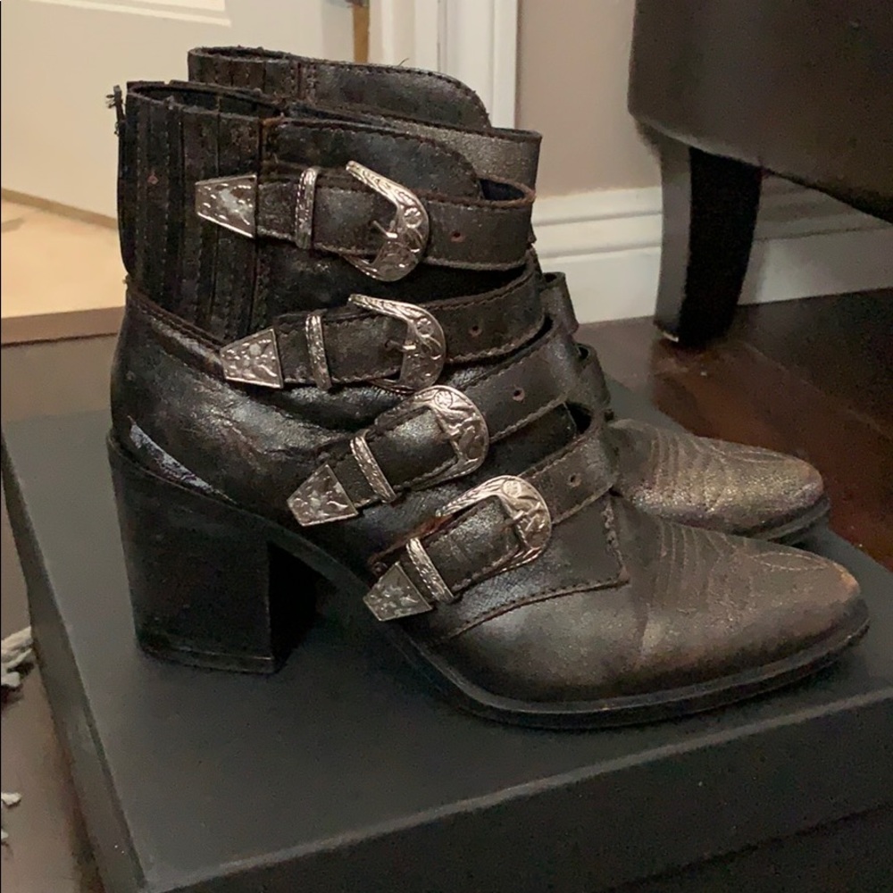 Steve Madden distressed boots with heel